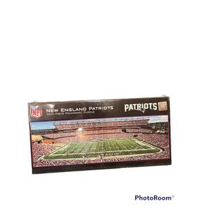 NIB - New England Patriots NFL Puzzle - 1000 pieces